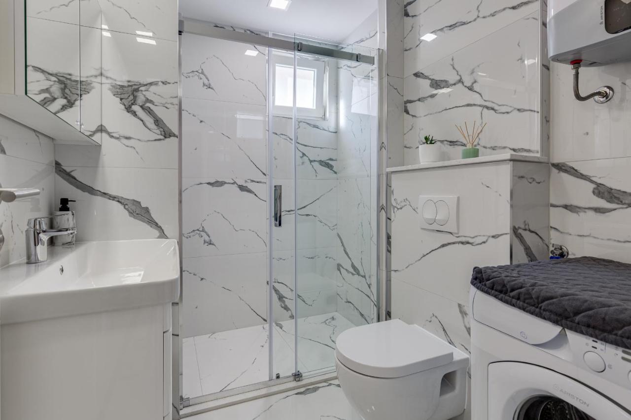 Apartman Angel Apartment Zadar Bagian luar foto