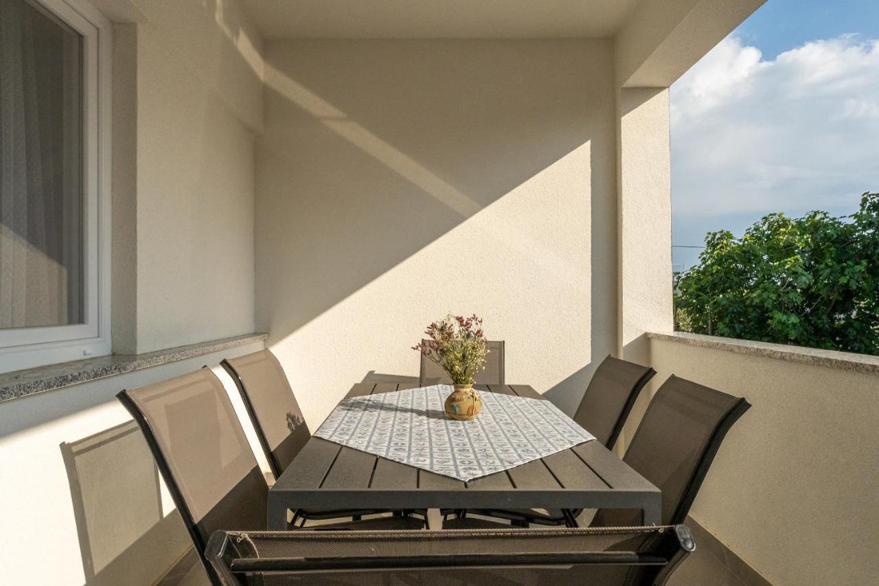 Apartman Angel Apartment Zadar Bagian luar foto