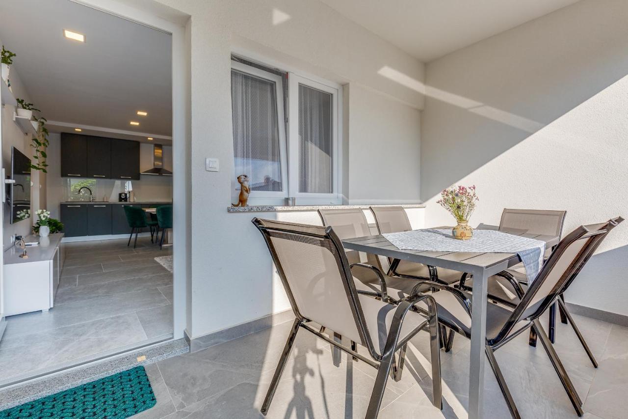 Apartman Angel Apartment Zadar Bagian luar foto
